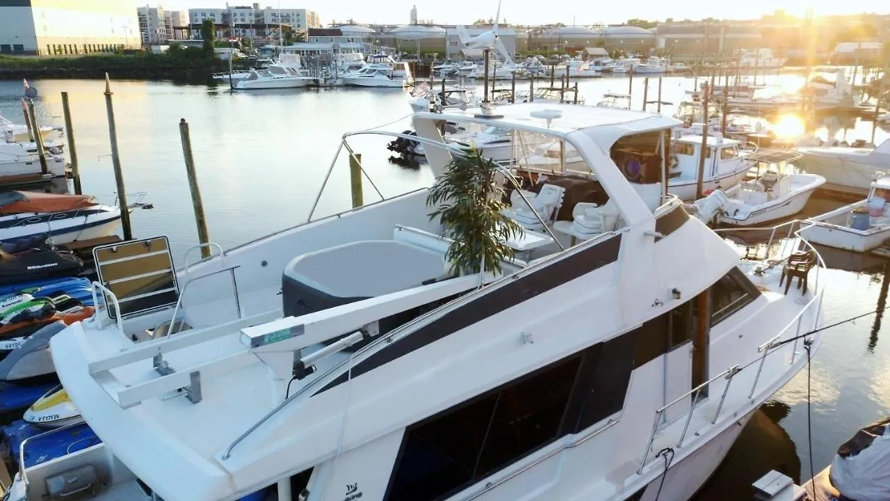 Romantic Condo @ Ocean 3-Deck Yacht New York